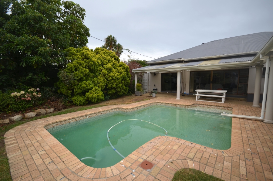 5 Bedroom Property for Sale in Bonnie Doone Eastern Cape